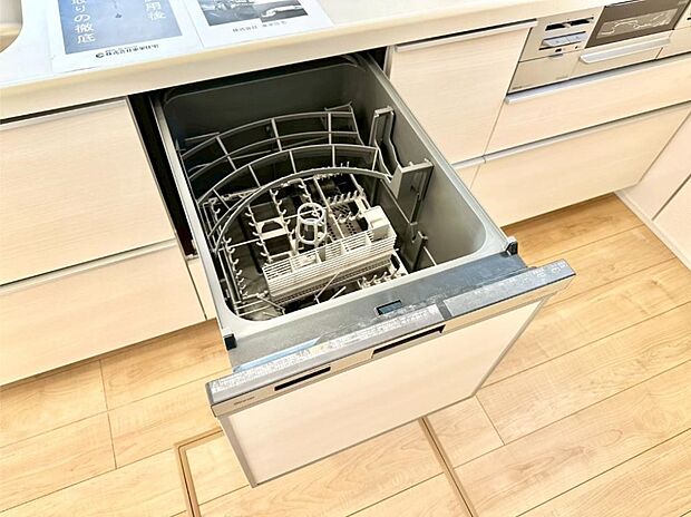 面倒なお片づけは食洗機にお任せ!家事の負担が減って、時間にも気持ちにもゆとりができます。