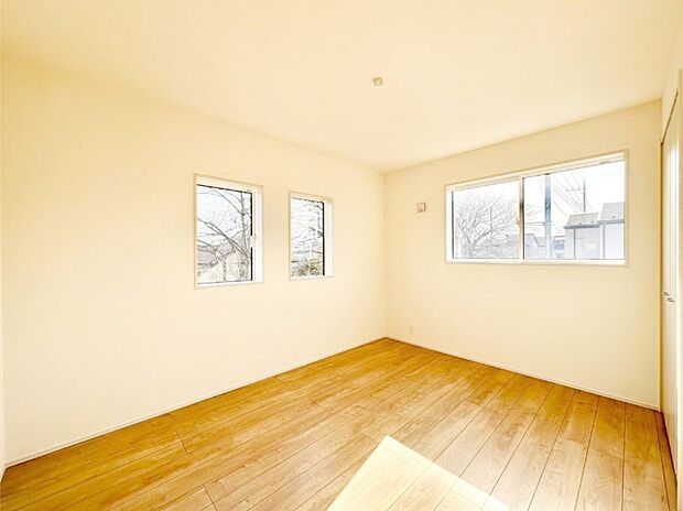 2面採光を確保した明るい空間。家族みんなが快適な暮らしを実現する設計です。