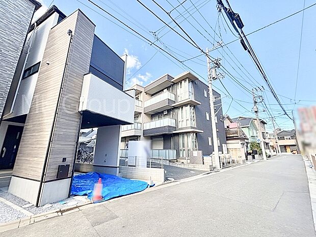 見通しの良さとともに、街並みに開放感を与えてくれます。