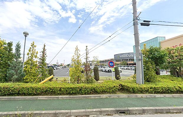 ショッピングセンター 2600m ウニクス鴻巣