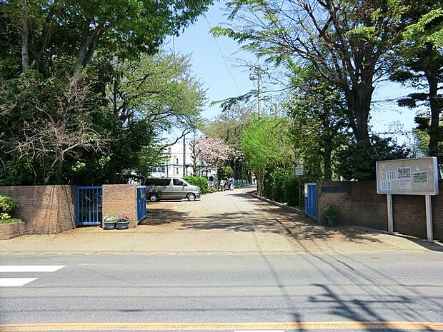 中学校 1700m 川口市立安行中学校