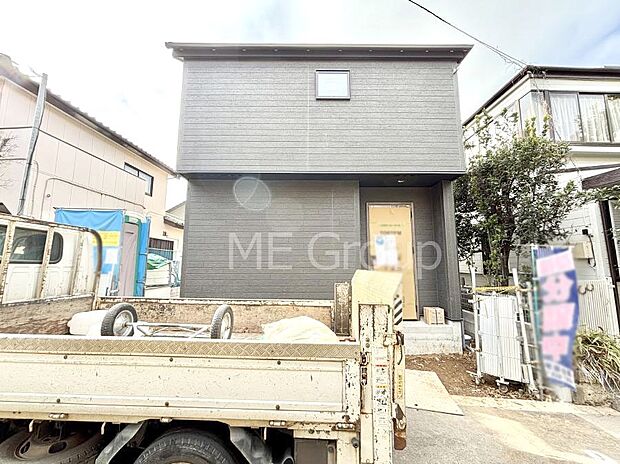 小中学校まで徒歩7分で安心です！