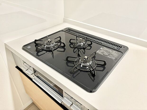 三口ガスコンロでお料理が一気にはかどりそう    