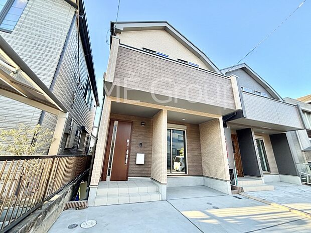 溢れる陽光でご家族の笑顔も輝く  