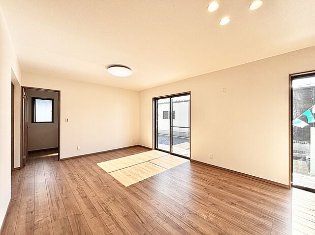 どこにいても家族のつながりを感じられるコミュニケーションリビング。