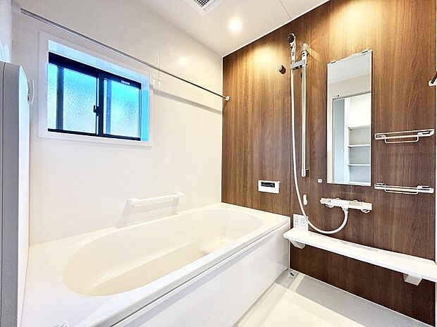 一日の疲れを癒やす大切なバスタイム。ゆっくりとお風呂を楽しんで疲れをとりたいですね!