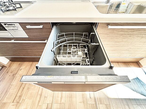 面倒なお片づけは食洗機にお任せ!家事の負担が減って、時間にも気持ちにもゆとりができます。