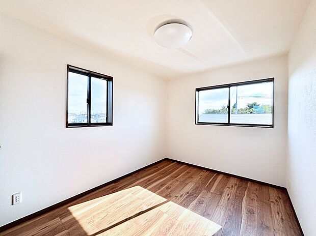 2面採光で明るさ&風通し良好!