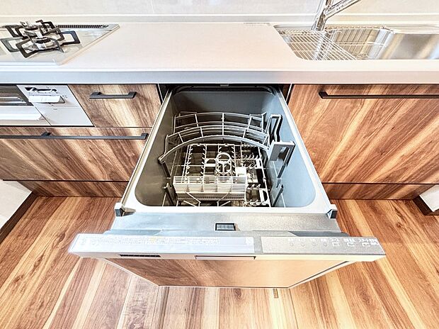 面倒なお片づけは食洗機にお任せ!家事の負担が減って、時間にも気持ちにもゆとりができます。