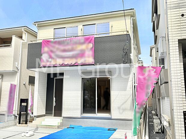 洗練された外観、上質な住空間が広がる室内は永く安心して過ごせる住居です。