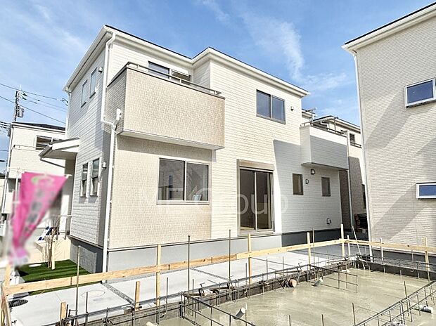 洗練された外観、上質な住空間が広がる室内は永く安心して過ごせる住居です。