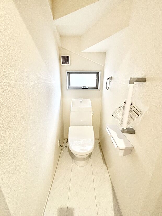 トイレは1階と2階それぞれに配置されていてとても便利です。