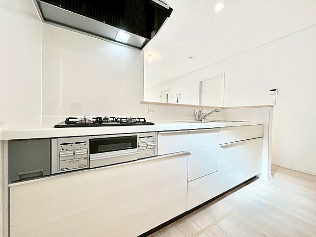 料理をしながらでもご家族との会話を楽しめる対面キッチン