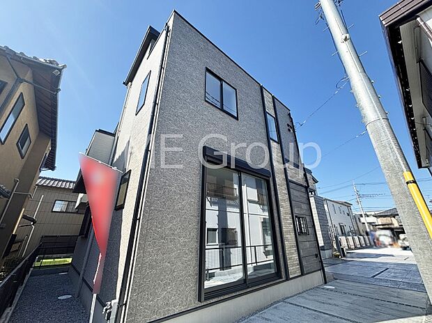 溢れる陽光でご家族の笑顔も輝く