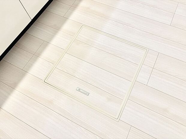 床下収納付き！日用品・非常用品の収納にも大活躍。