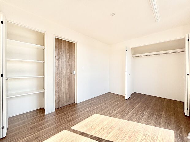 収納が充実しているので居住スペースを広々使えます