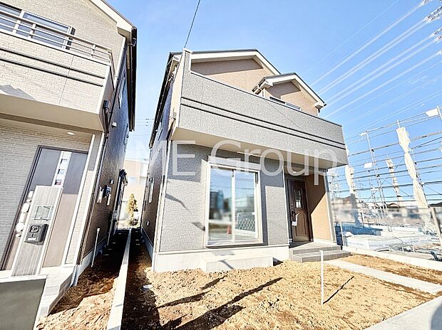 溢れる陽光でご家族の笑顔も輝く