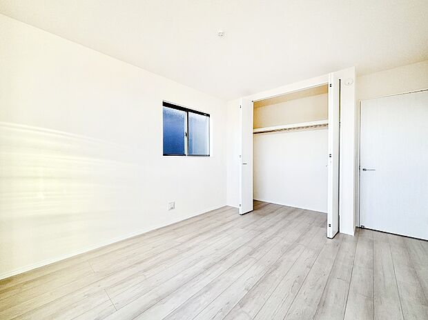 収納が充実しているので、居住スペースを広く使えます。