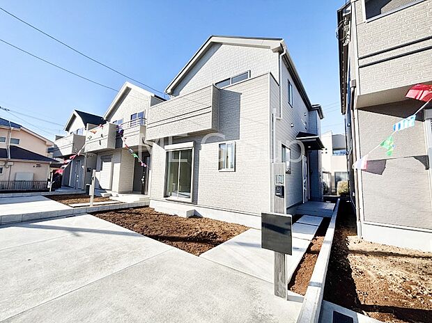 溢れる陽光でご家族の笑顔も輝く