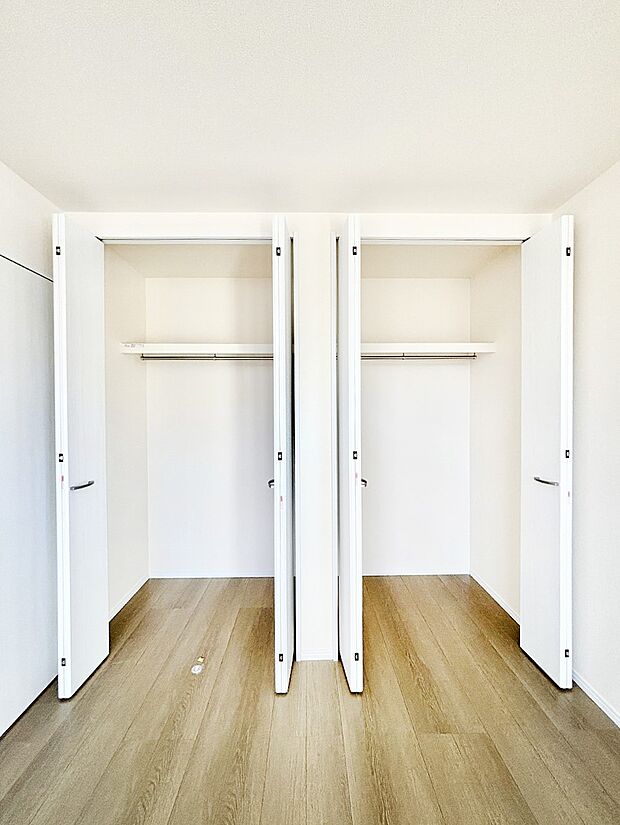 たっぷりの収納スペースで快適に暮らせそう