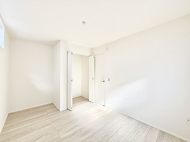 収納が充実しているので居住スペースを広々使えます