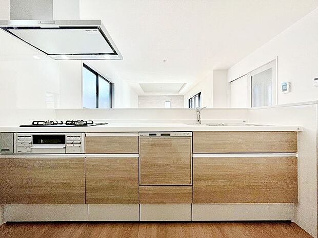 ゆとりあるキッチンではご家族と楽しくお料理ができます。