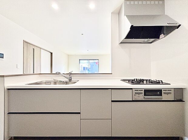 毎日使うキッチンだから、使いやすさ&お手入れのしやすさにこだわりました。