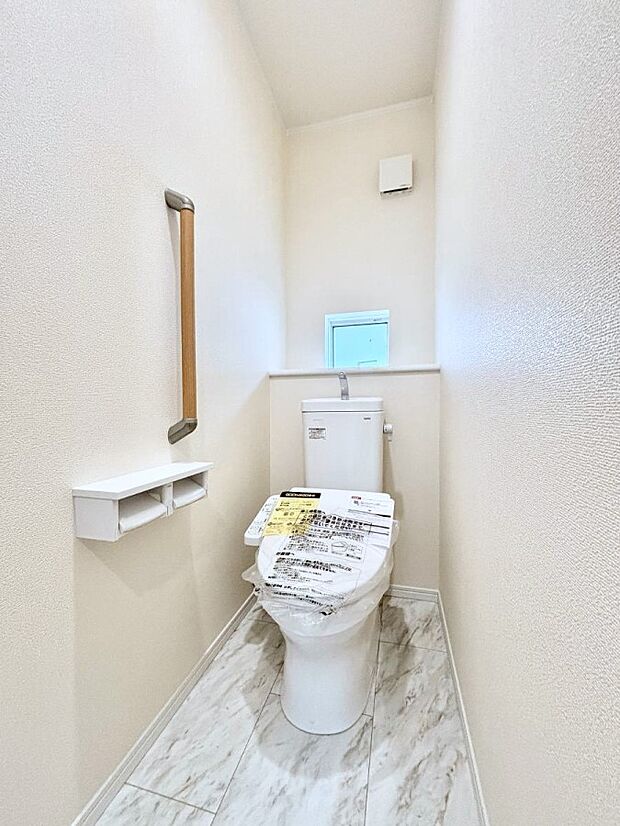 トイレは1階と2階それぞれに配置されていてとても便利です。 