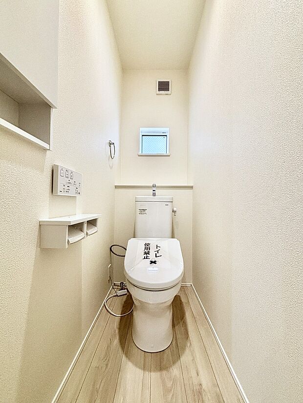 トイレは1階と2階それぞれに配置されていてとても便利です。 