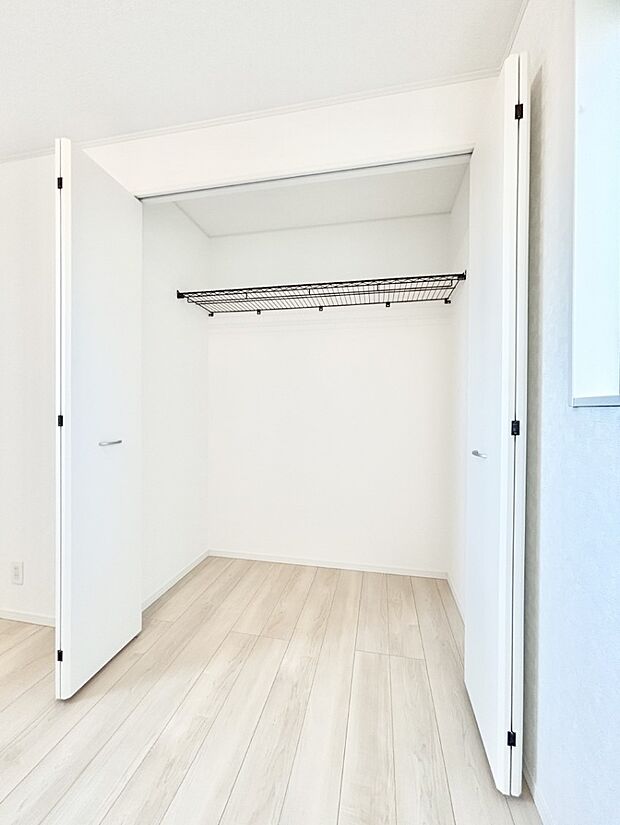 たっぷりの収納スペースで快適に暮らせそう