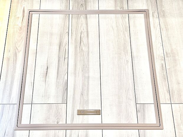 床下収納付き！日用品・非常用品の収納にも大活躍。