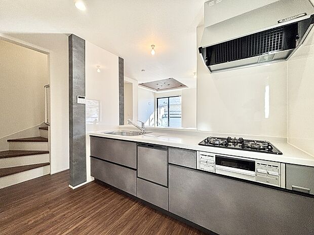 お料理を効率的に、楽しく！システムキッチン  