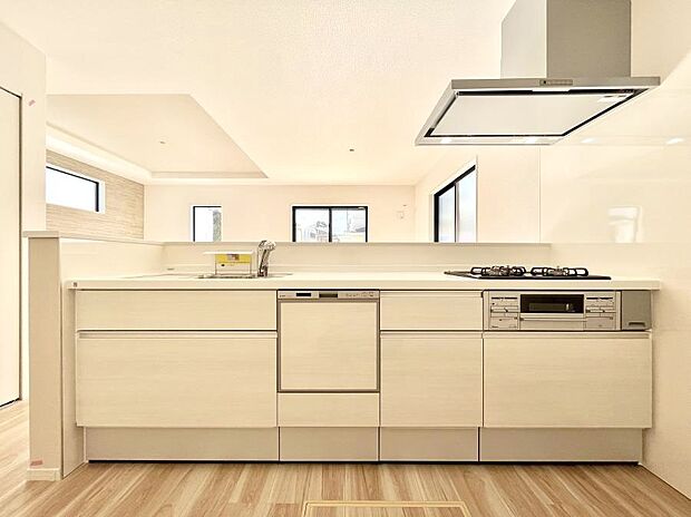 料理をしながらでもご家族との会話を楽しめる対面キッチン