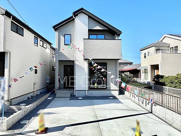 洗練された外観、上質な住空間が広がる室内は永く安心して過ごせる住居です。