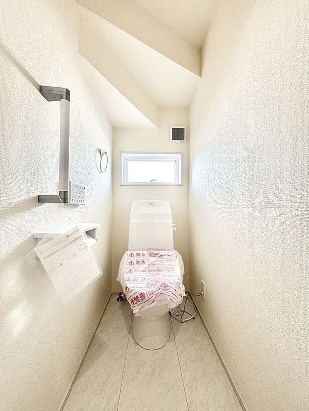 トイレは1階と2階それぞれに配置されていてとても便利です。 