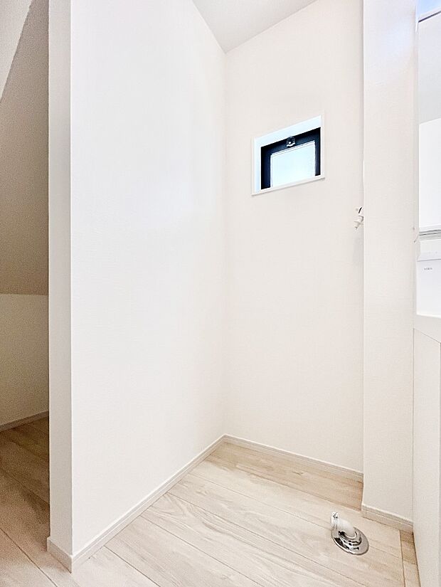 広々とゆとりのあるランドリースペース。  