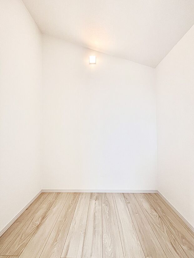 ウォークインクローゼットのある住まいでスッキリ快適な生活を