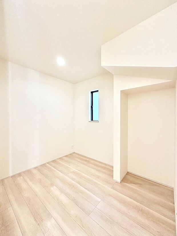 フリーコーナー。収納やテレワークなどにもご利用いただけます