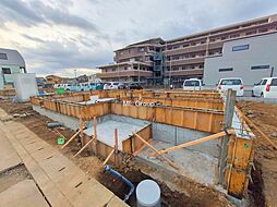 埼玉県越谷市瓦曽根１丁目