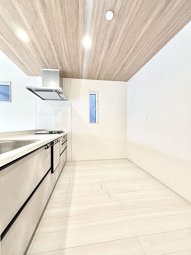 ゆとりあるキッチンではご家族と楽しくお料理ができます。