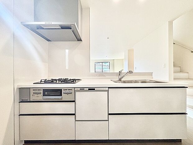 毎日使うキッチンだから、使いやすさ&お手入れのしやすさにこだわりました。