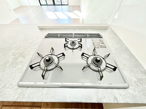 三口ガスコンロでお料理が一気にはかどりそう。