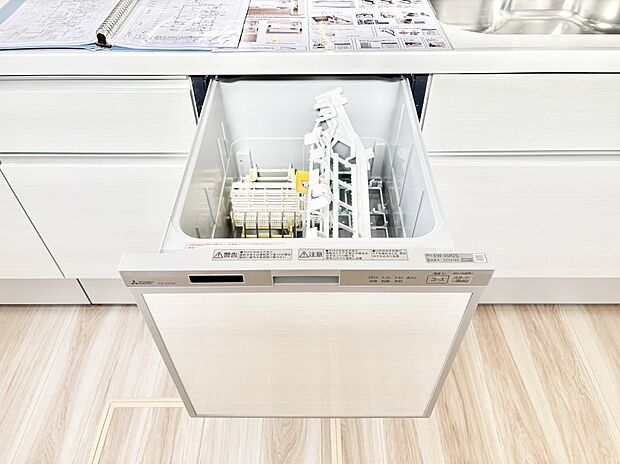 面倒なお片づけは食洗機にお任せ!家事の負担が減って、時間にも気持ちにもゆとりができます。