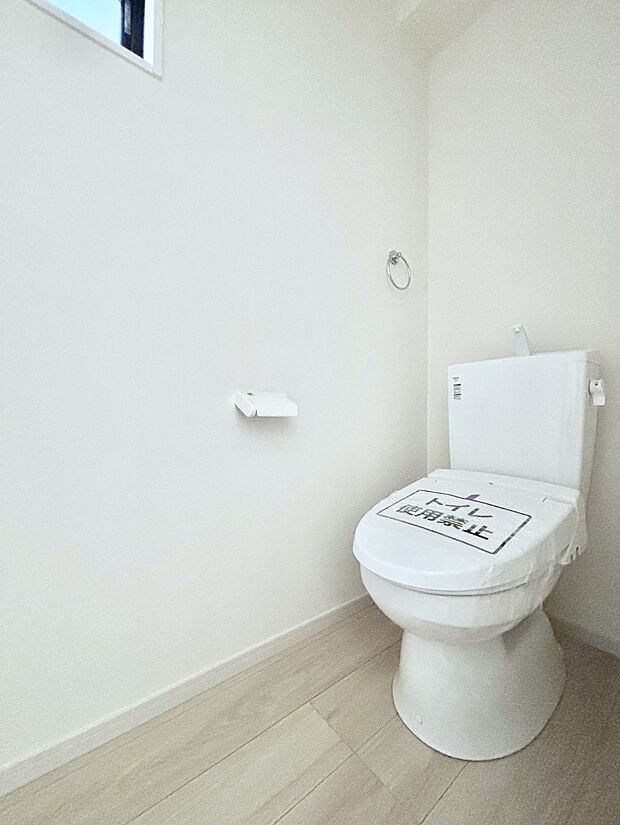 トイレは1階と2階それぞれに配置されていてとても便利です。 