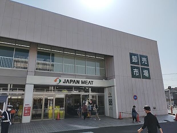 スーパー 1800m ジャパンミート卸売市場越谷店