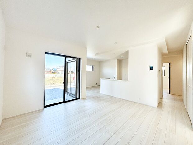 どこにいても家族のつながりを感じられるコミュニケーションリビング。