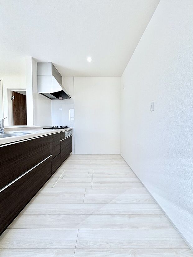 料理をしながらご家族との会話を楽しめる対面カウンターキッチン