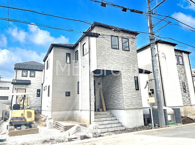 溢れる陽光でご家族の笑顔も輝く