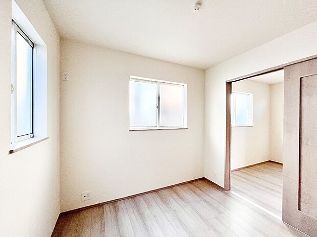 爽やかな日差しがお部屋全体を優しく包み込んでくれます