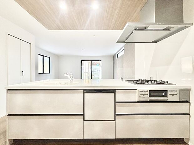 お料理を効率的に、楽しく!システムキッチン